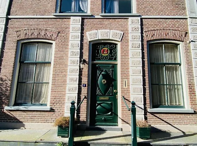 The Island Life Texel Апартаменты *